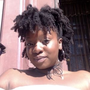 Meet your Posher, Dominique